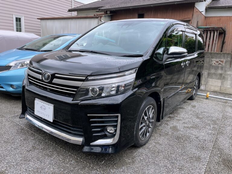 トヨタヴォクシーH29